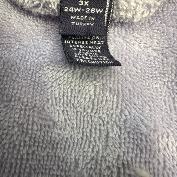 Soft Lavender Plush Robe - Picture 6 of 9